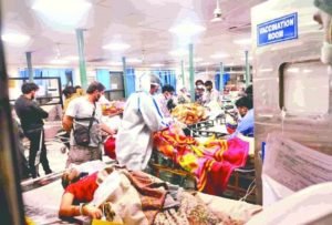 राजधानी में फिर डराने लगा कोरोना:दिल्ली में 24 घंटे में सामने आए 83 नए केस, एक की मौत