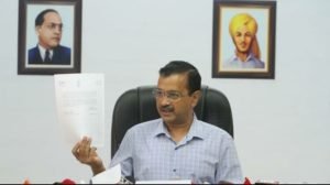 Delhi: बेसहारा गायों को सड़कों से हटाने के निर्देश, बनाई जाएंगी नई गोशालाएं, सीएम ने एमसीडी से मांगा प्लान